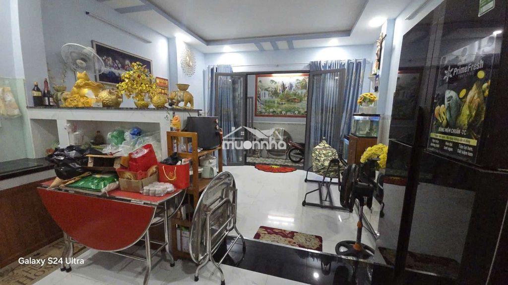 Nhà 4.5m × 12m trệt 2 lầu sân thượng hẻm 1/ minh phụng - Ảnh 3