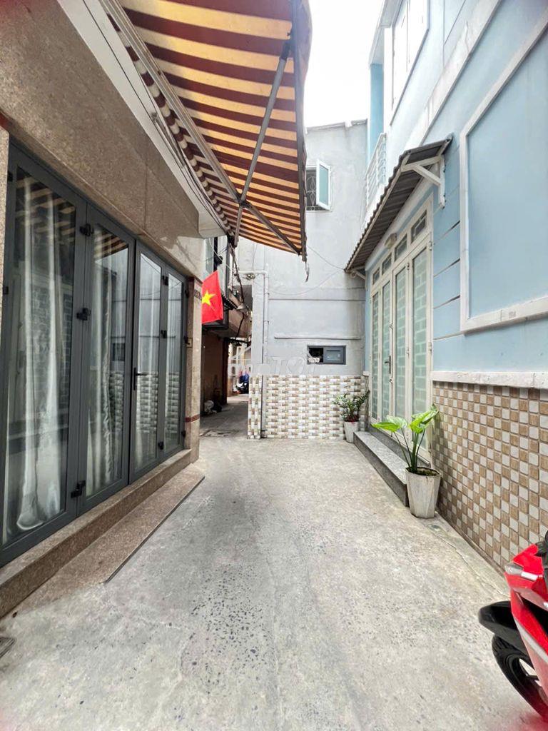 Bán nhà 4 tầng mới đẹp. full nội thất. 23.3m2. quận 1. giá chỉ 4,5 tỷ - Ảnh 2