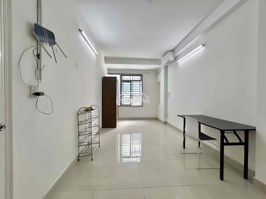 🔥Cho thuê căn studio cửa sổ lớn full nội thất ngay cv gia định sân bay - Ảnh 2