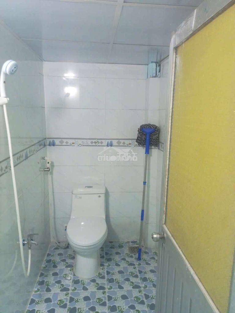 4*13. cấp 4 có 1pn. gần bệnh viện q12 - Ảnh 4