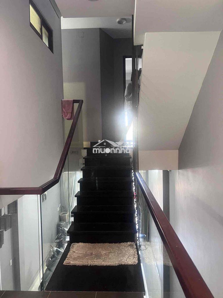 Bán nhà tô hiến thành q10 hxt 4 tầng 6pn 50m2 vuông a4 - Ảnh 4