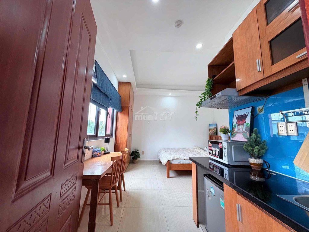 🏠 Cửa sổ lớn - full nội thất - ngay bờ kè hoàng sa - mới 100% - 4