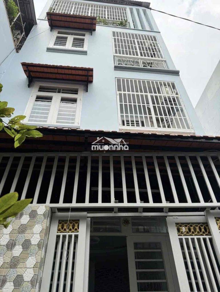 Nhà 4 tầng vi trí đẹp khu dân tri cao