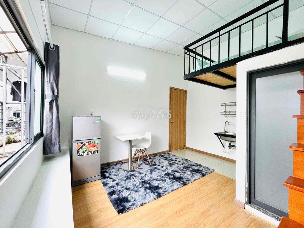 Phòng gác lửng thoáng mát ngay nơ trang long - Ảnh 3