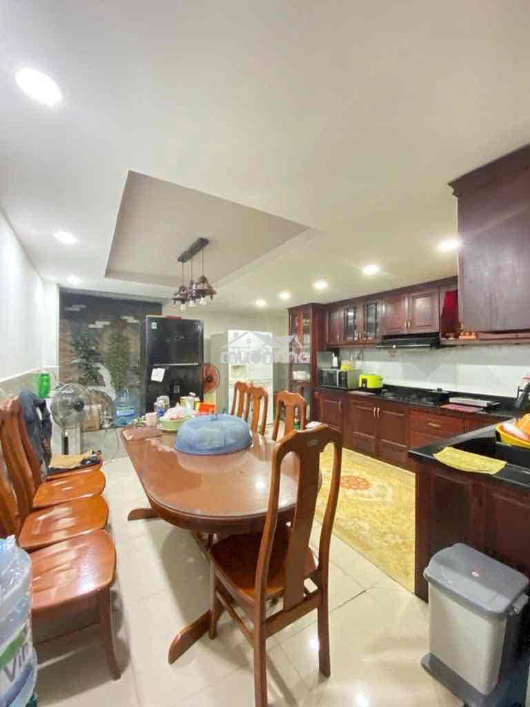 Bán nhà ngộp bank 5tầng 61m2 p9 gv 5pn 6wc 6.7tỷ