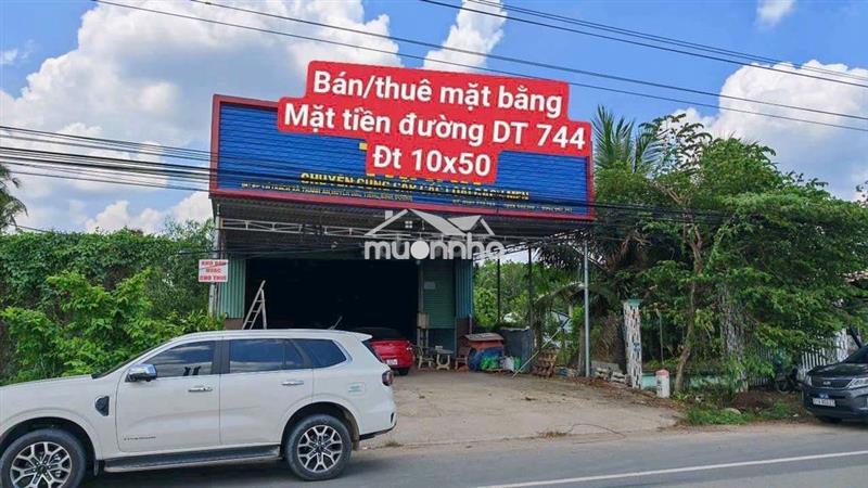 Cho thuê mặt bằng, mặt tiền đường dt 744