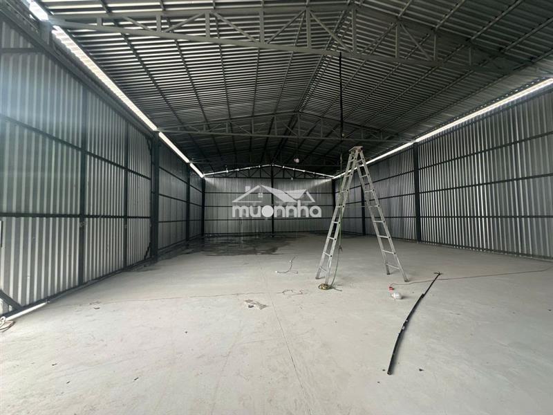 Kho/xưởng (225m2) đường xe tải lương định của, an phú, q2. giá 27tr/th