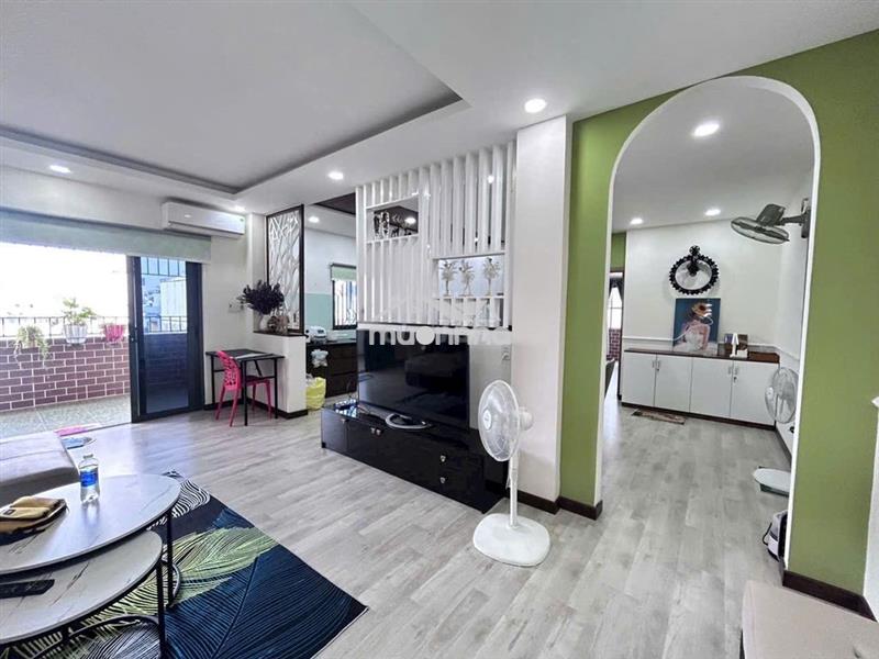 Chính chủ -  căn góc cc phúc thịnh, quận 5, dt: 89m2, 3pn, (ko mg-qc)