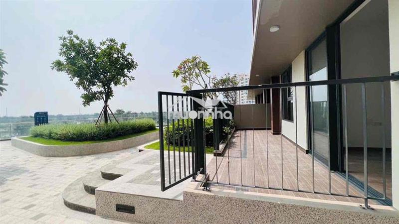 Cho thuê căn 2 sân vườn - mizuki park - sẵn ntcb