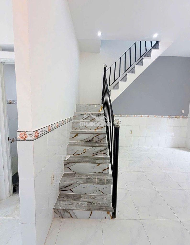 Chính chủ bán nhà hóc môn 400tr có sổ hồng riêng, bao test gần bà điểm - Ảnh 4