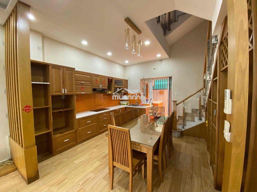 Chính chủ gửi cho thuê nhà mega village full nội thất giá 15tr lh hươn - Ảnh 3