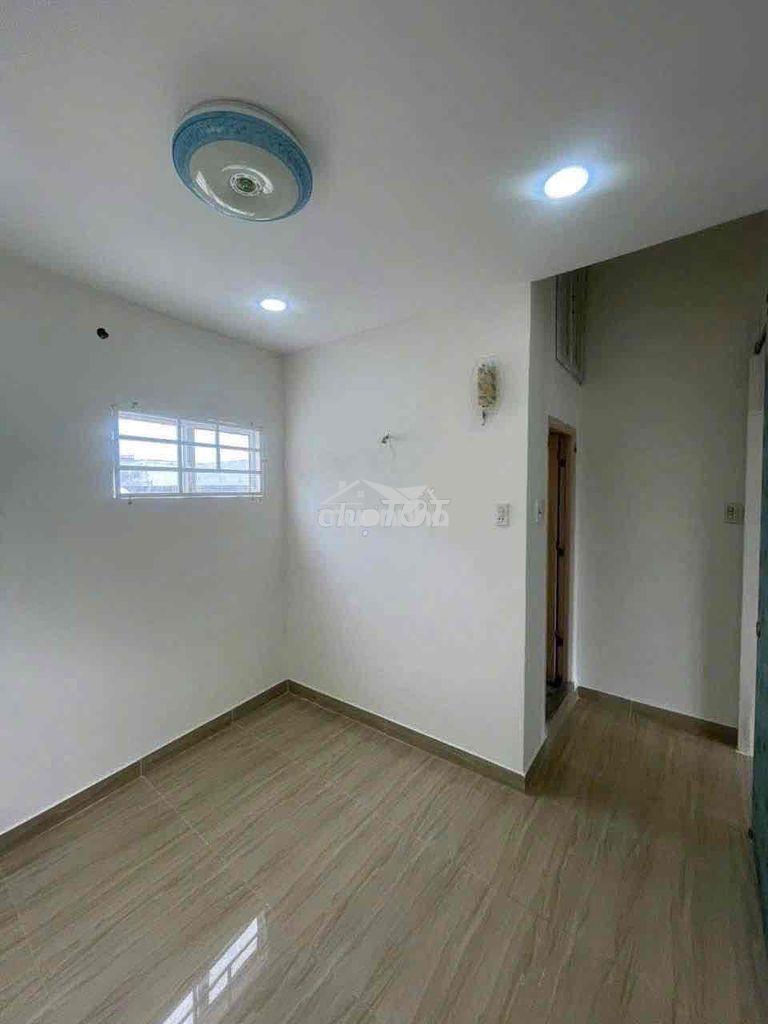 Nhà quận8  1trệt 2lầu   giá 2ty680 - 4