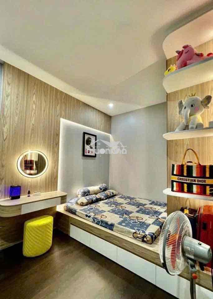 Cần bán golden mansion 2pn 2wc full nội thất y hình giá 5.5 tỷ - Ảnh 2