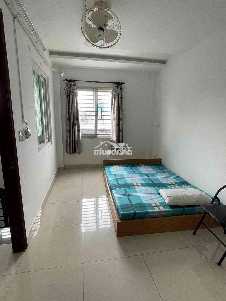 Nhà 5 phòng đầy đủ nội thất - Ảnh 4