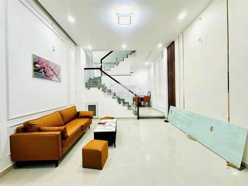 Cho thuê nhà hà huy giáp 1 lầu 2 pn 2wc