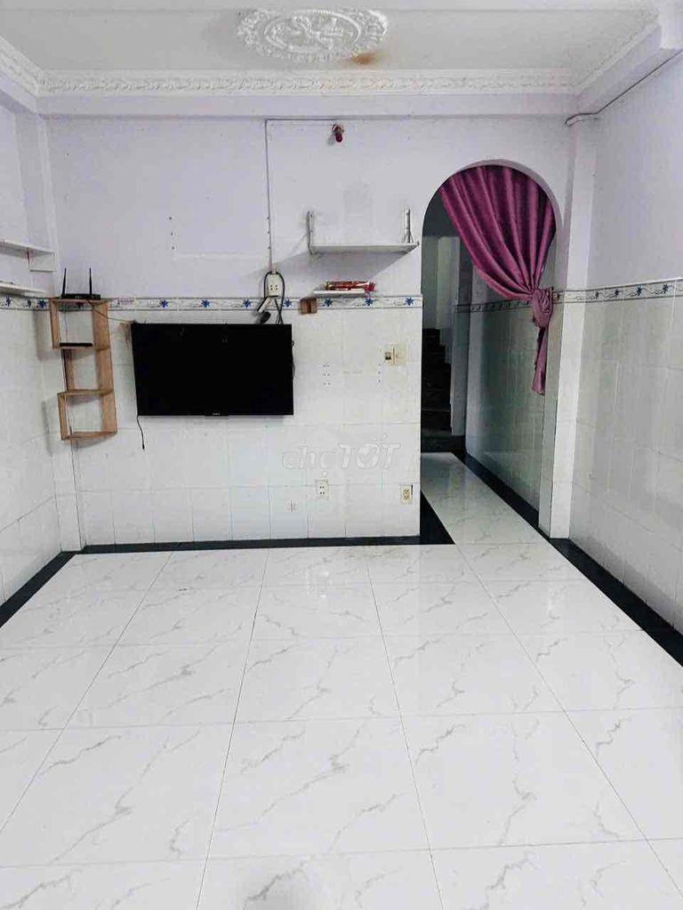 Nhà thuê sạch đẹp (3phòng ngủ 2wc) sẵn 2 máy lạnh - Ảnh 4