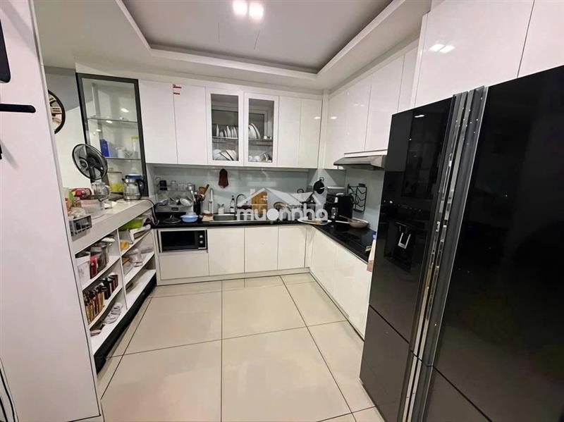 Chung cư hoa sen, đầy đủ nội thất 110m2, 3pn, giá thuê 14,5