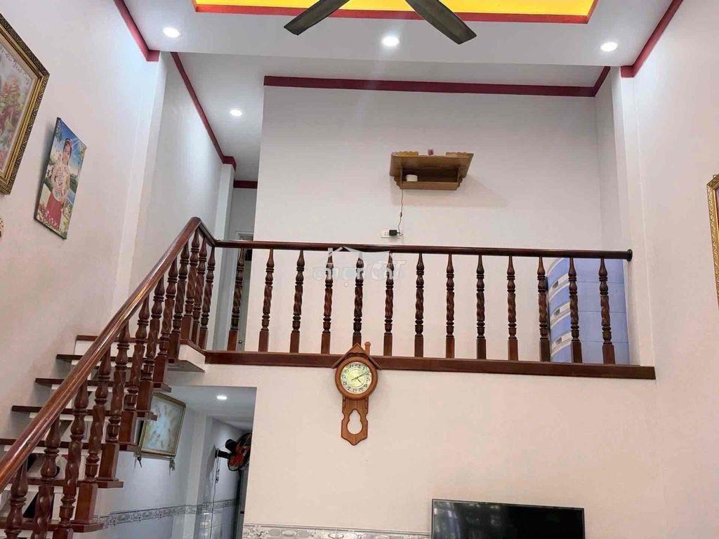 Nhà đẹp trệt lầu - chỉ 2.54tỉ, 50m2 - hẻm xe hơi. lò lu q9 - 2