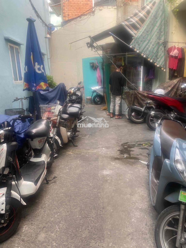 Cho thuê nhà nguyên căn 1 trệt 3 lầu  670/59/18 đvb - 2