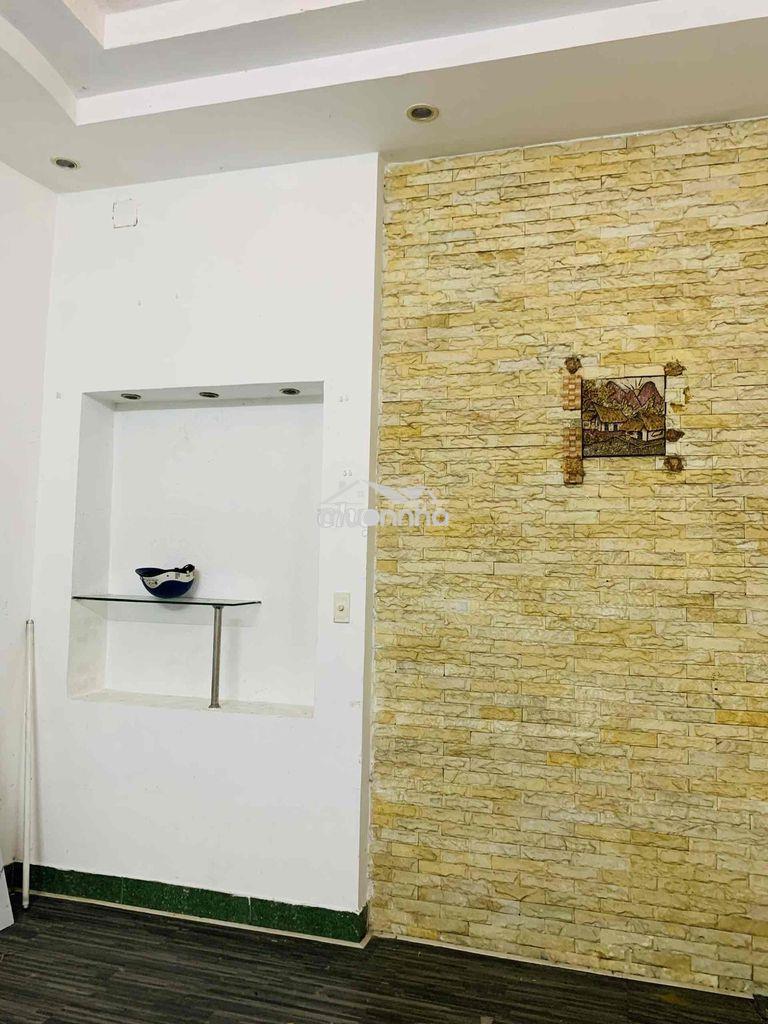 Nhà 2 phòng ngủ 6x8 cách mạng tháng 8 - Ảnh 4