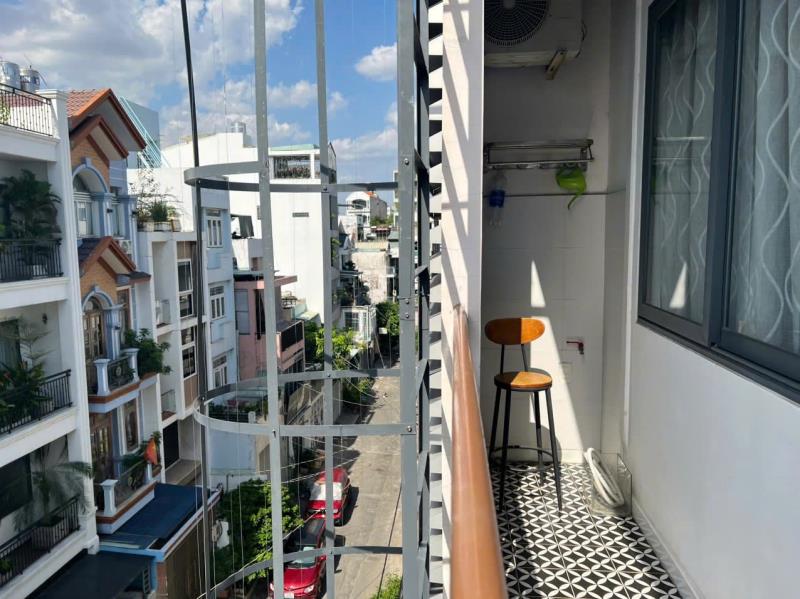 Cho thuê căn hộ ban công rộng, full nội thất xịn - đinh bộ lĩnh, bình thạnh, gần hutech, uef, vlu, uth, ftu. - Ảnh 4