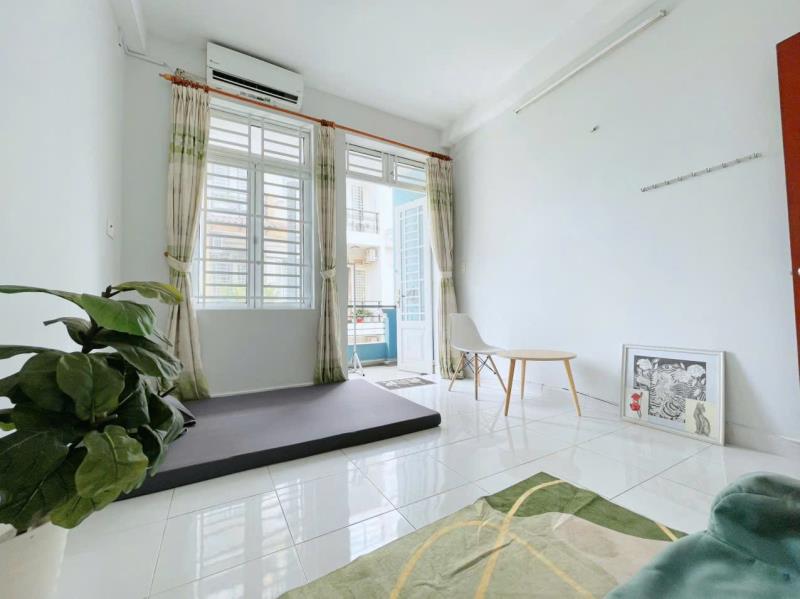Cho thuê căn hộ 2pn tại mặt đường nguyễn thái sơn - gò vấp - có ban công - thoáng mát mà chỉ có 7x - Ảnh 3