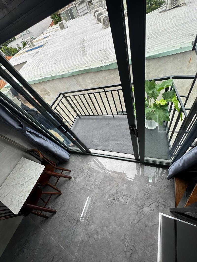 Cho thuê căn hộ duplex balcon ngay huỳnh đinh hai - Ảnh 2