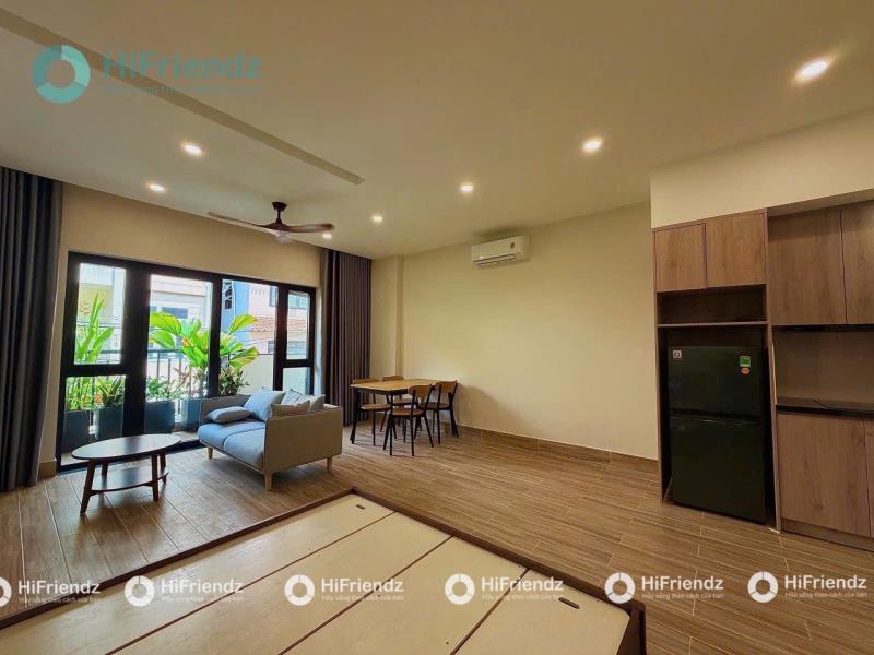 Cho thuê căn hộ studio full nội thất ban công cao cấp gần nhà ga t3- vòng xoay lăng cha cả