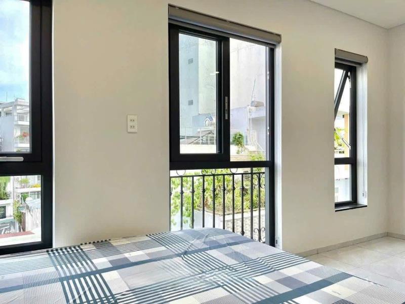 Căn hộ ban công nhiều cửa sổ khu vực bình thạnh - Ảnh 2