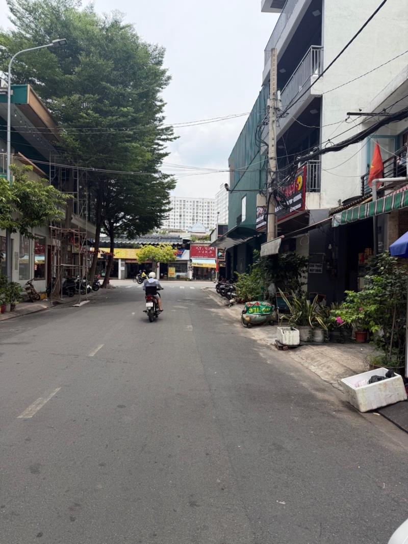 Mt khu bàn cờ lương trúc đàm, 78m2, ngang 4.2m, sát lũy bán bích, chỉ 10.5 tỷ tl