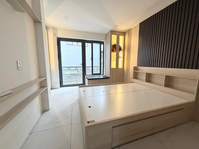Khai trương căn hộ 40m2 thang máy ban công lớn siêu thoáng ngay hàng xanh- xô viết nghệ ticnh, bình thạnh