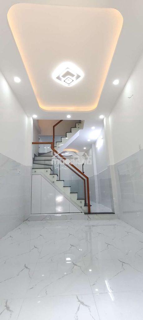 Nhà  đẹp giá  tốt. q. 11 . 3 lầu  sân thượng - Ảnh 4