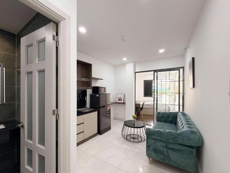Cho thuê căn hộ mới ban công view toàn cảnh 1pn full nội thất đường trần kế xương sát quận 1 tiện ra hàng xanh , quận 3 - Ảnh 2