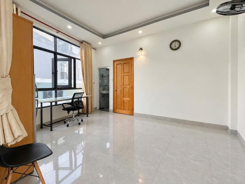 Căn hộ bancon to cửa sổ lớn giáp quận 1 40m2 nguyễn xí bình thạnh - Ảnh 2