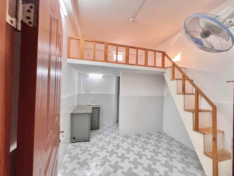 Phòng trọ duplex của sổ trời thông thoáng, khu vực tân bình gần sân bay tân sơn nhất, công viên hoàng văn thụ, phù hợp ở 2-3 người - Ảnh 3
