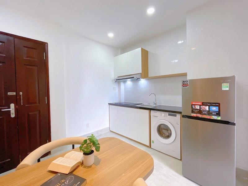 Cho thuê căn hộ 1 phòng ngủ bình thạnh, full nội thất, rộng rãi, thoáng mát, cửa sổ lớn, máy giặt riêng, gần quận 1, quận 3 - Ảnh 3