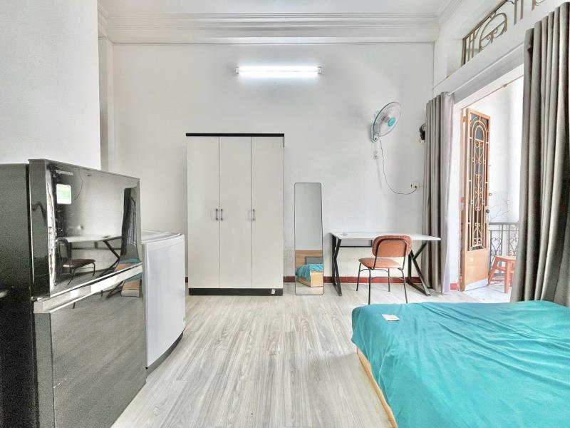 Cho thuê căn hộ ban công rộng full nội thất ngay bùi đình tuý,bình thạnh gần chợ bà chiểu,hàng xanh  - Ảnh 3