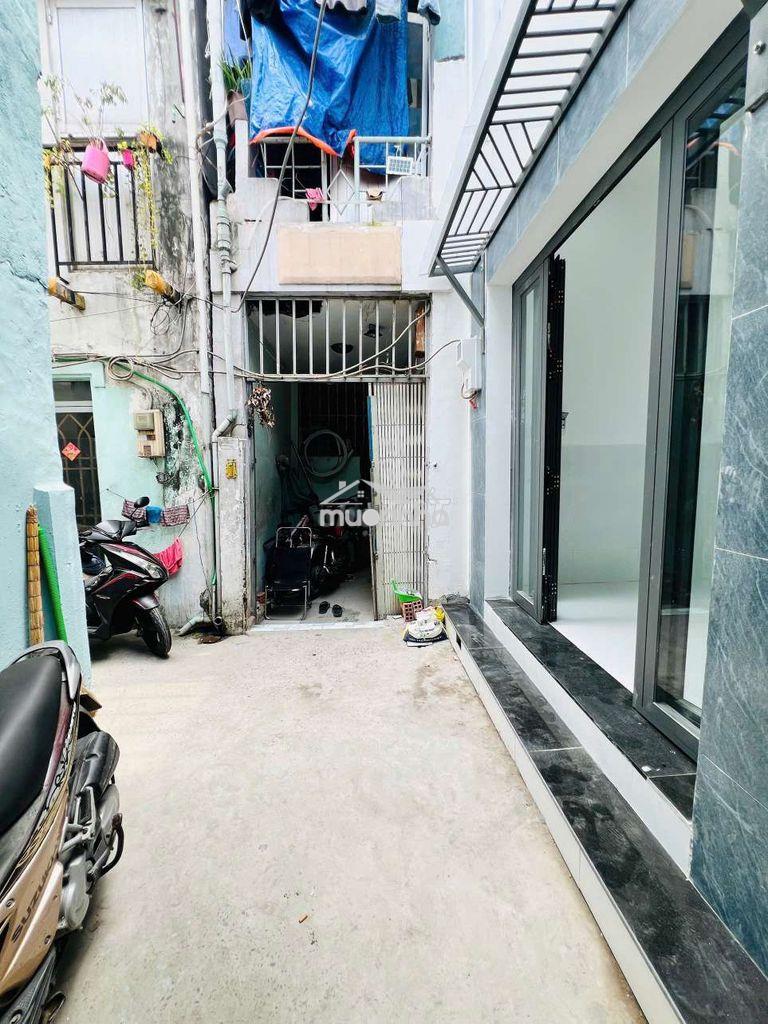 Nhà thuê q8