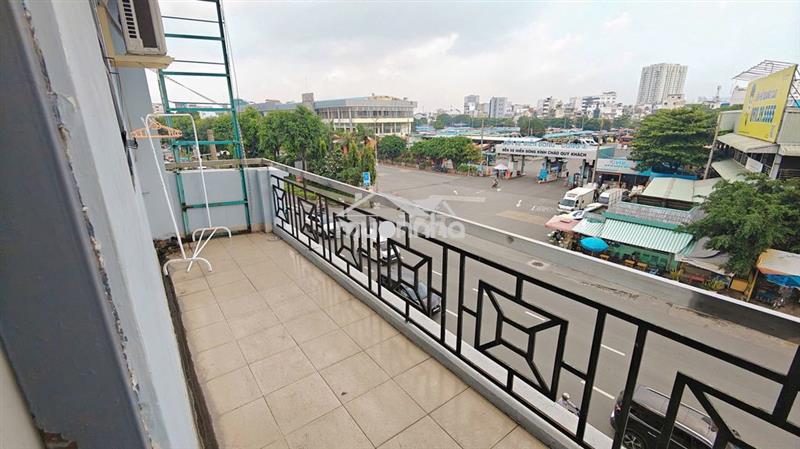Siêu phẩm 2pn ngay ngã tư hàng xanh - 70m2 - full nt-tách bếp-ban công