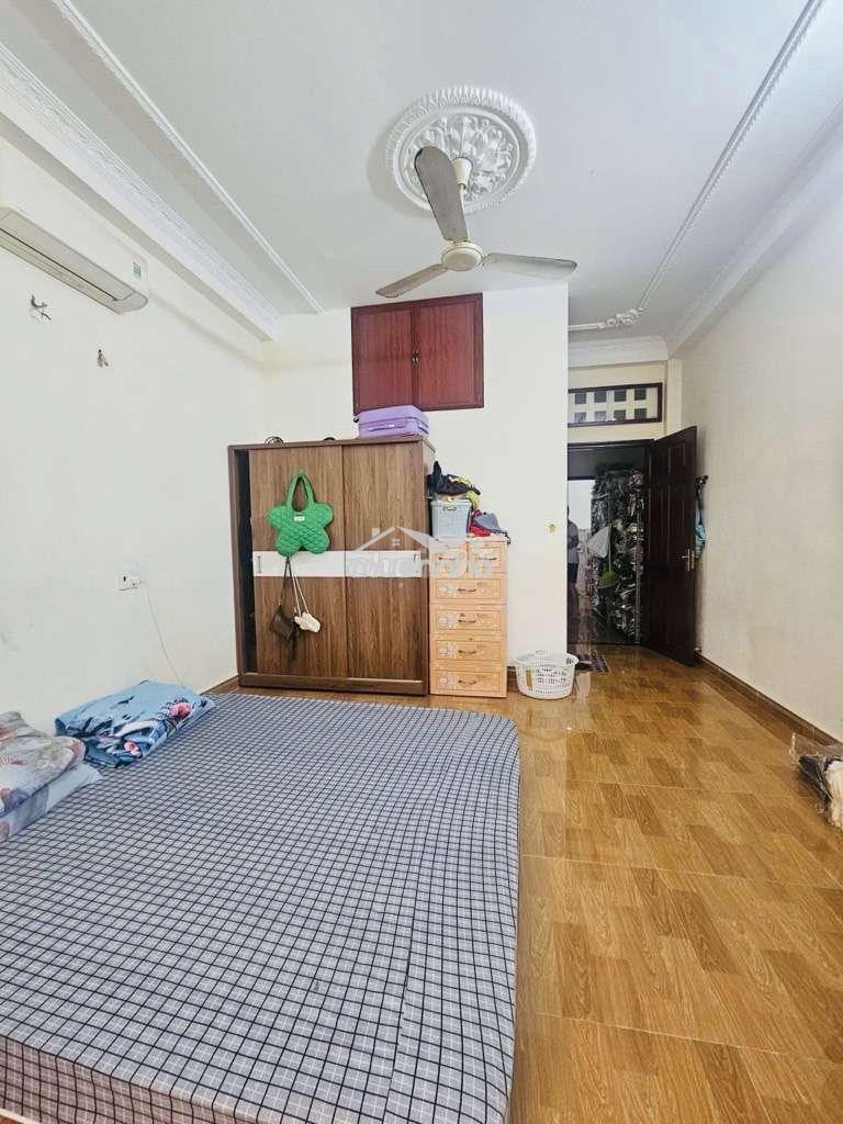 Bán nhà tân bình đường hồng lạc 4 tầng 60m2 chỉ 7.2 tỷ - Ảnh 2