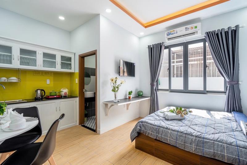 Cho thuê căn hộ cửa sổ trời đinh bộ lĩnh gần ngã tư hàng xanh