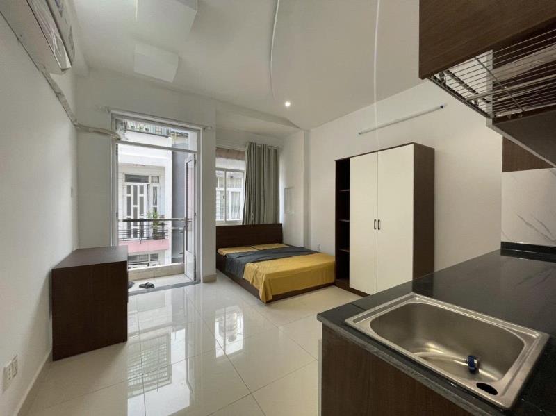 Cho thuê căn hộ bình thạnh - 35m2 - có ban công, máy giặt riêng - gần chợ bà chiểu - giáp quận 1