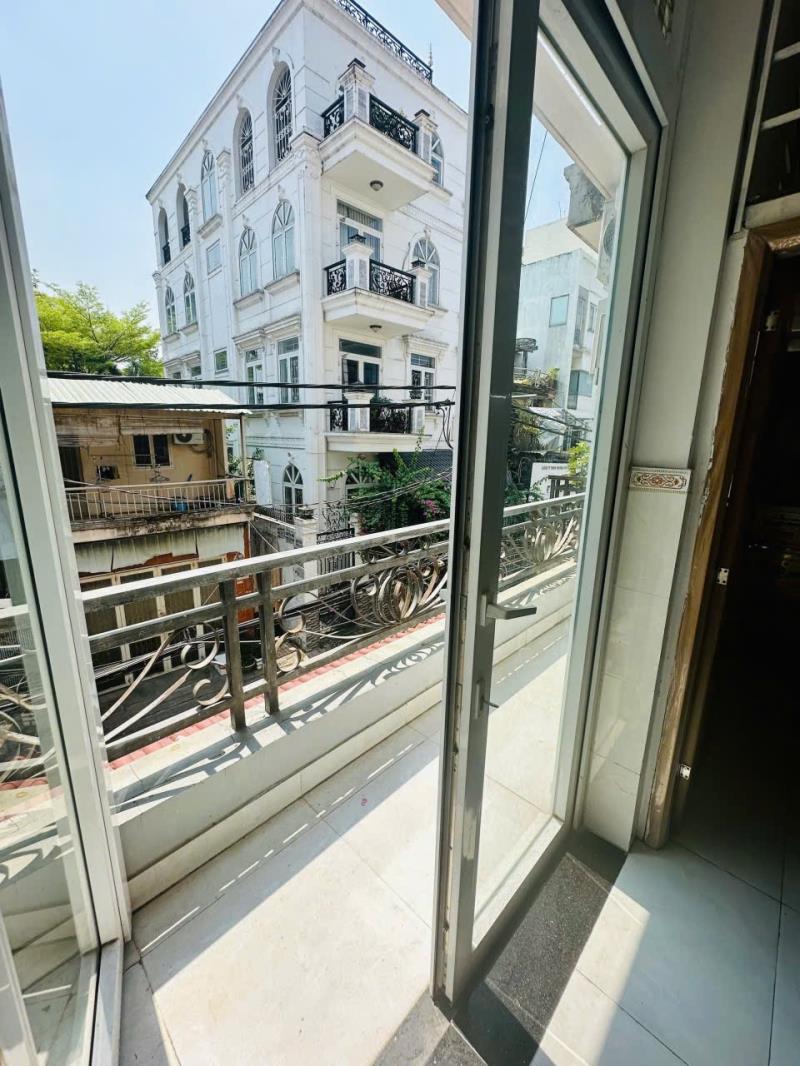 Phòng trọ giá rẻ khu vực tân bình tp.hcm duplex cửa sổ trời, gần đại học văn hiến, công thương - Ảnh 3