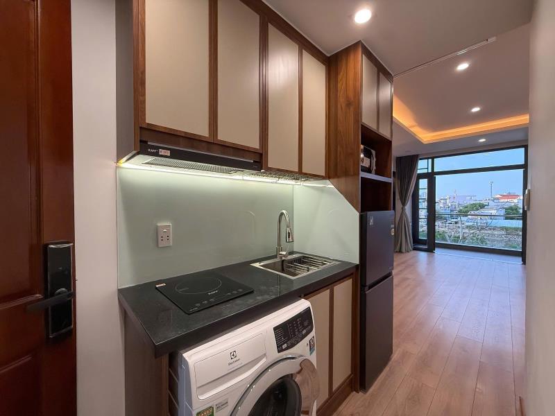 Nhà mới, trống 1 pn ban công, rộng rãi, full nội thất sang trọng, decor tone gỗ, máy giặt riêng - Ảnh 3