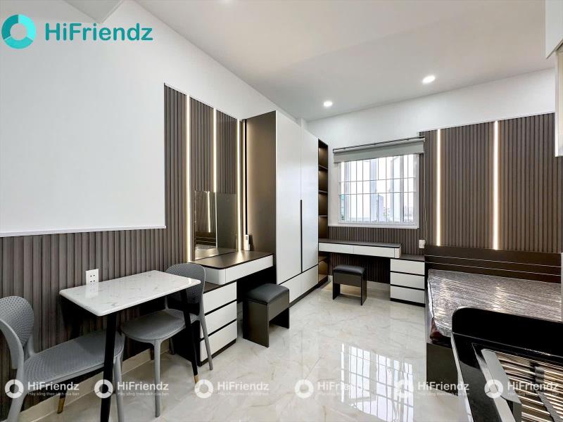 Phòng trọ 30m2 tone đen trắng full nội thất mới 100% huỳnh văn bánh gần q3 - Ảnh 4