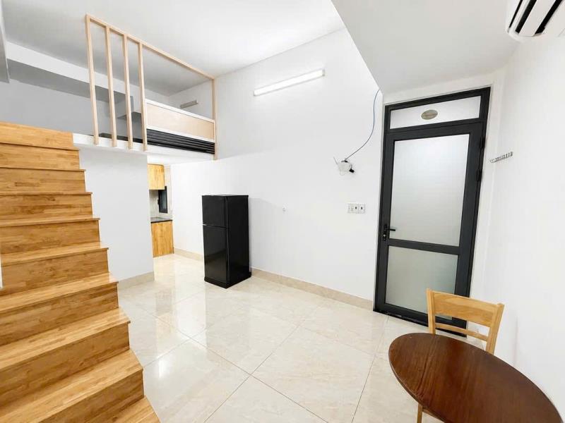 Cho thuê căn hộ có gác lửng cao ráo thoáng mát full nội thất đường nguyễn gia trí quận bình thạnh, sát đh hutech, uef - Ảnh 3