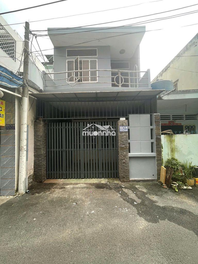 Nhà nguyên căn, trệt, lầu, hẽm 2 ô tô tránh nhau