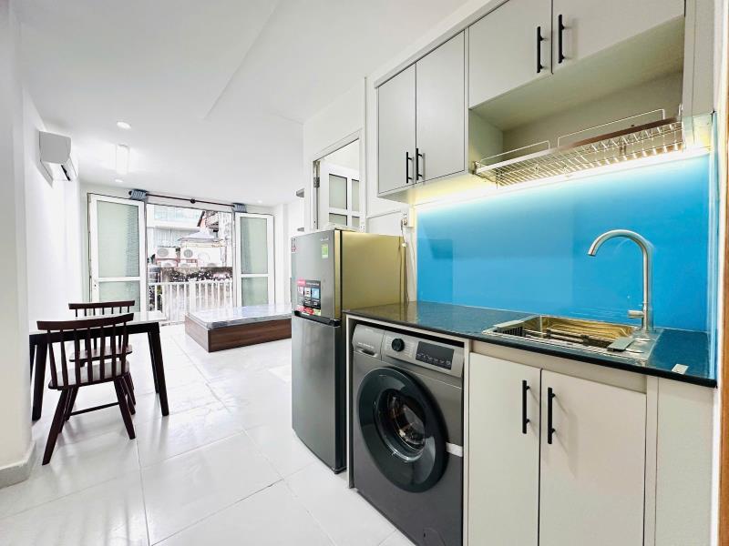 Cho thuê căn studio bancong quận 5 gần chợ lớn, hùng vương plaza