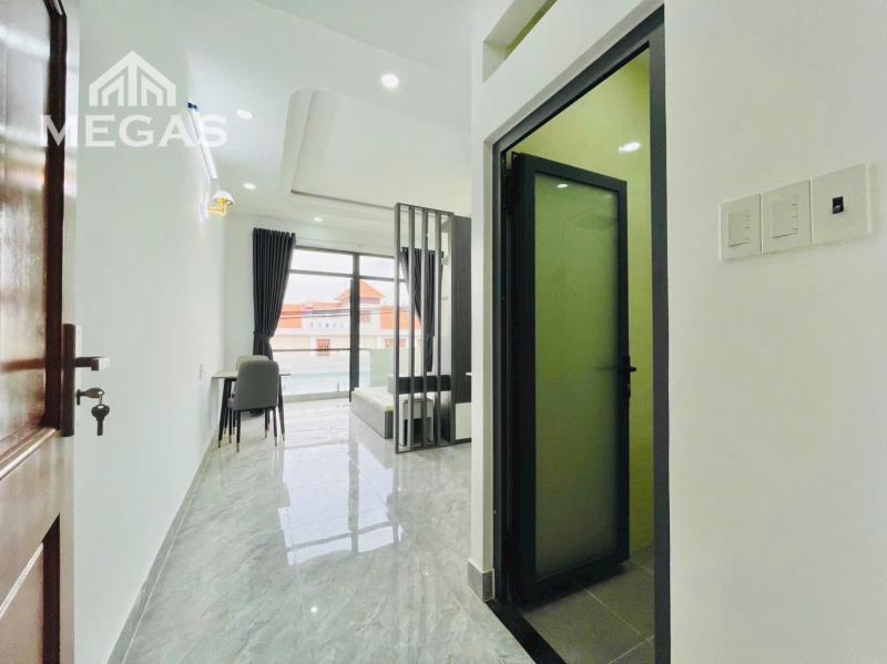 Căn hộ ban công, full nội thất, thoáng mát, rộng rãi ở được 2-3 người, khu vực tân bình, gần tân phú, đại học văn hiến, công thương - Ảnh 2