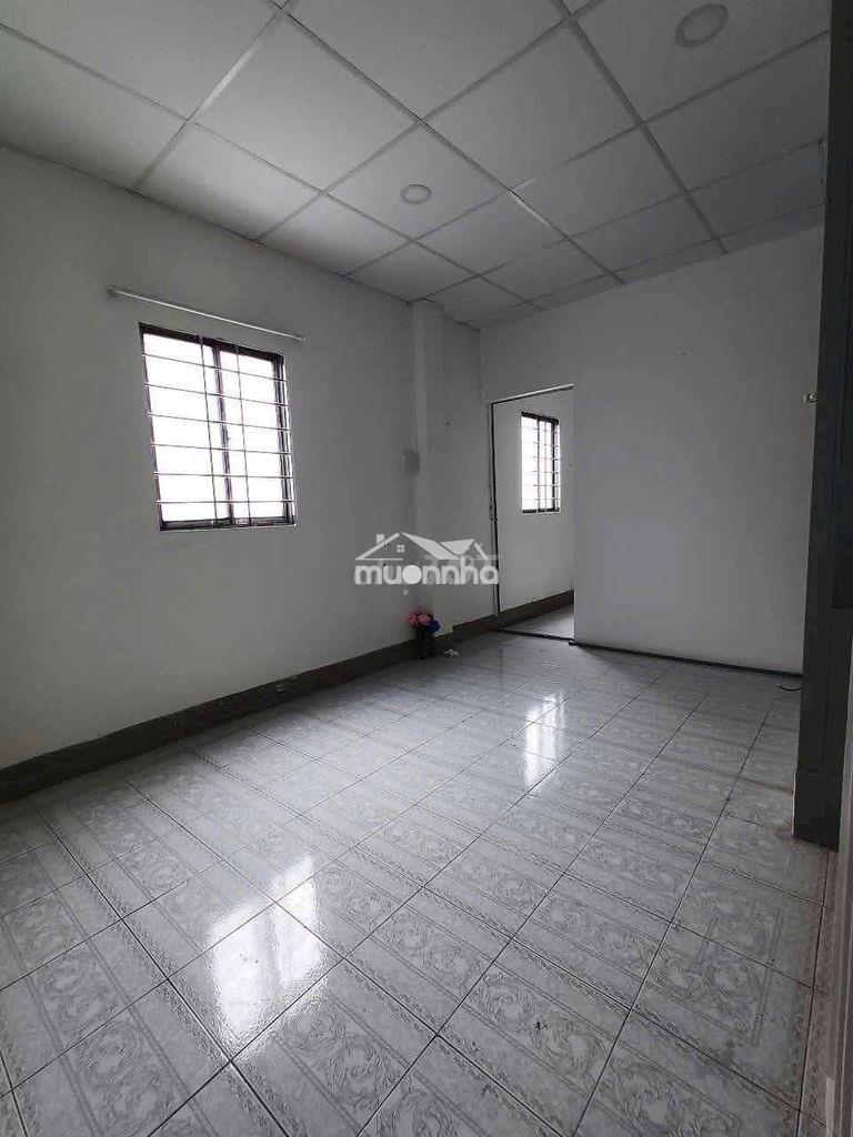 Cho thuê nhà cách mat tien 1 căn, cmt8 q.3 - Ảnh 3